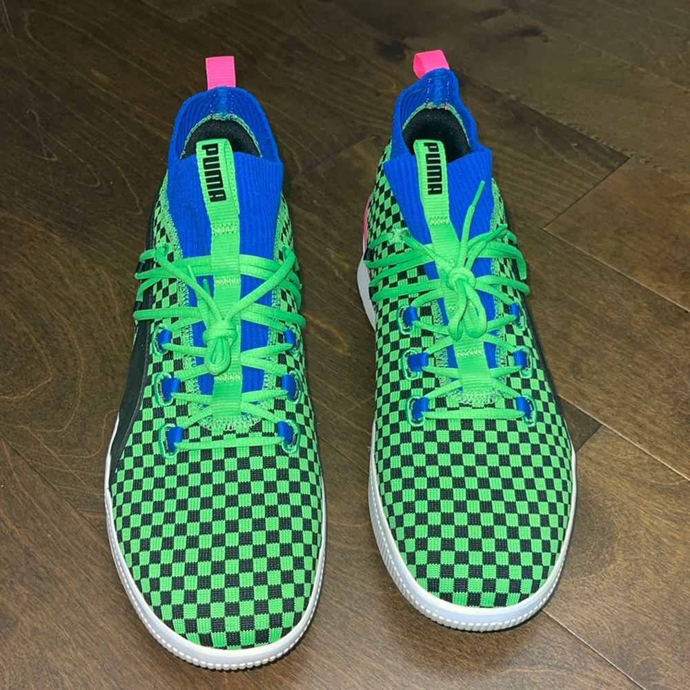 Puma “Clyde” sneakers